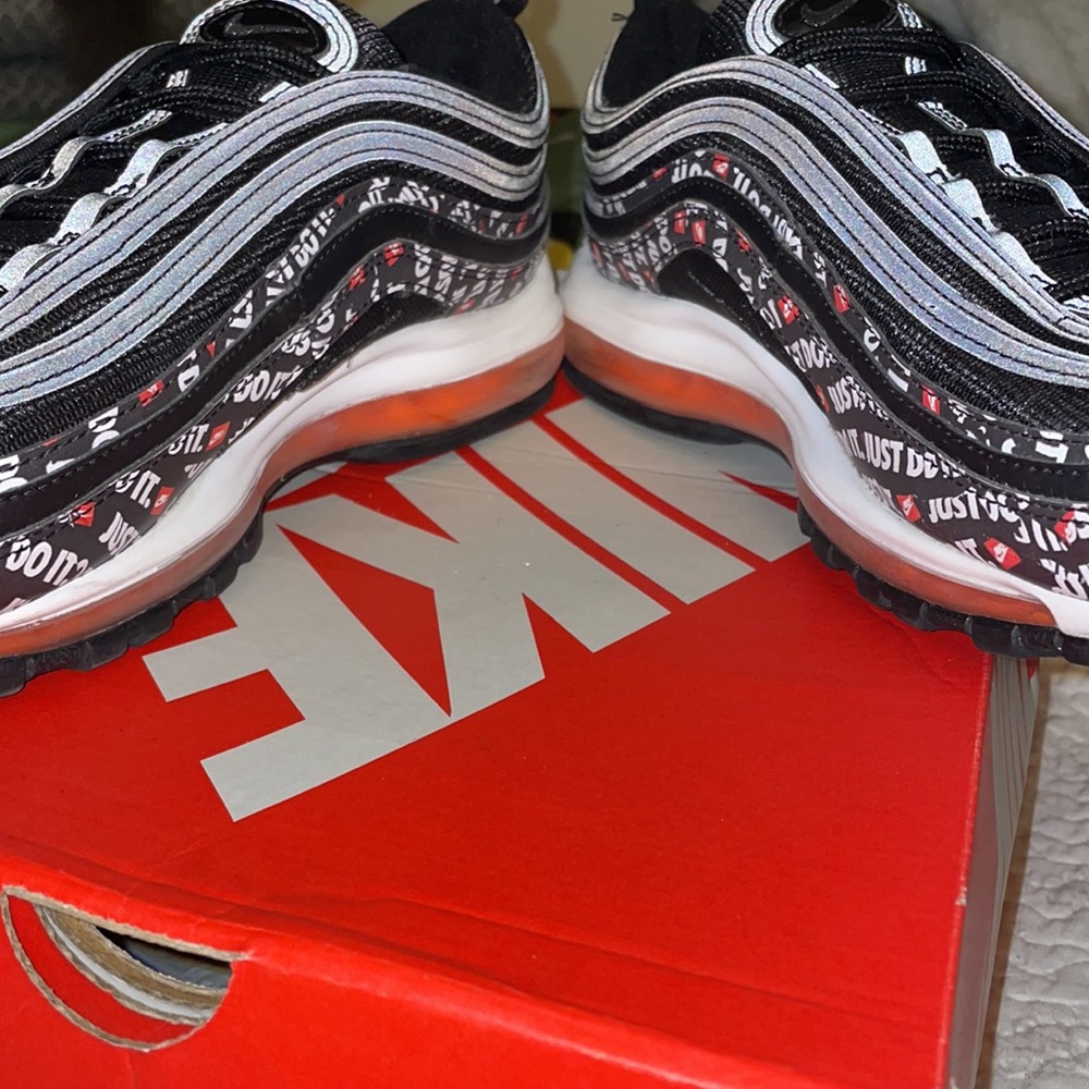 EUC Nike Air Max 97 sz.11 men’s super hard to find a rare collection piece - Picture 8 of 10